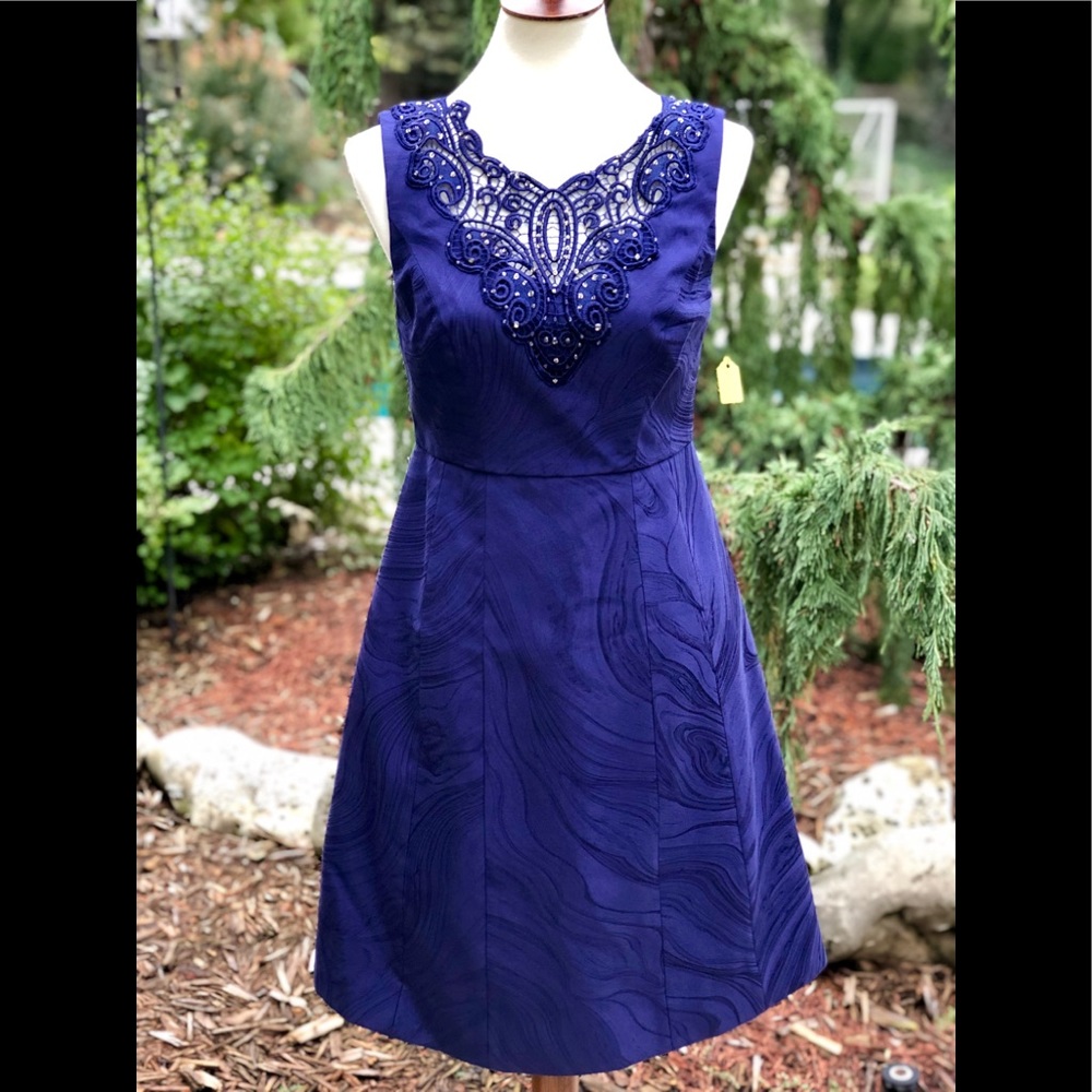 NWOT Kay Unger New York size 6 blue swirl dress
